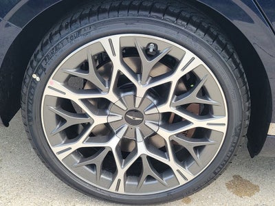 2026 Genesis G90 e-SC