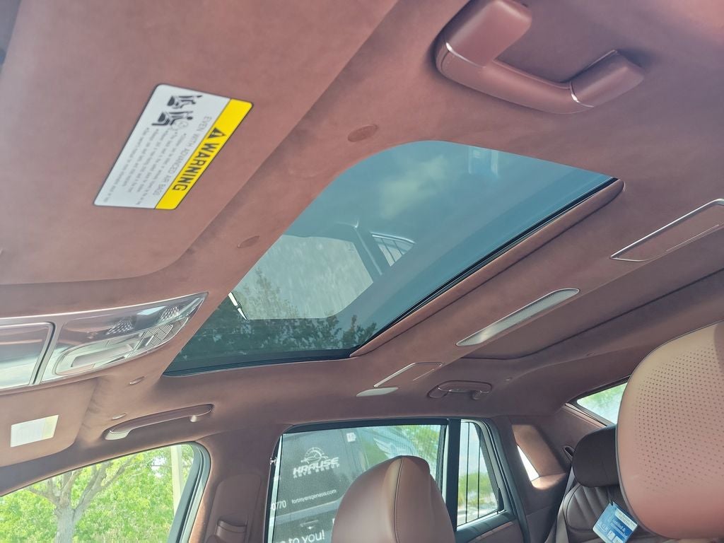 2026 Genesis G90 e-SC