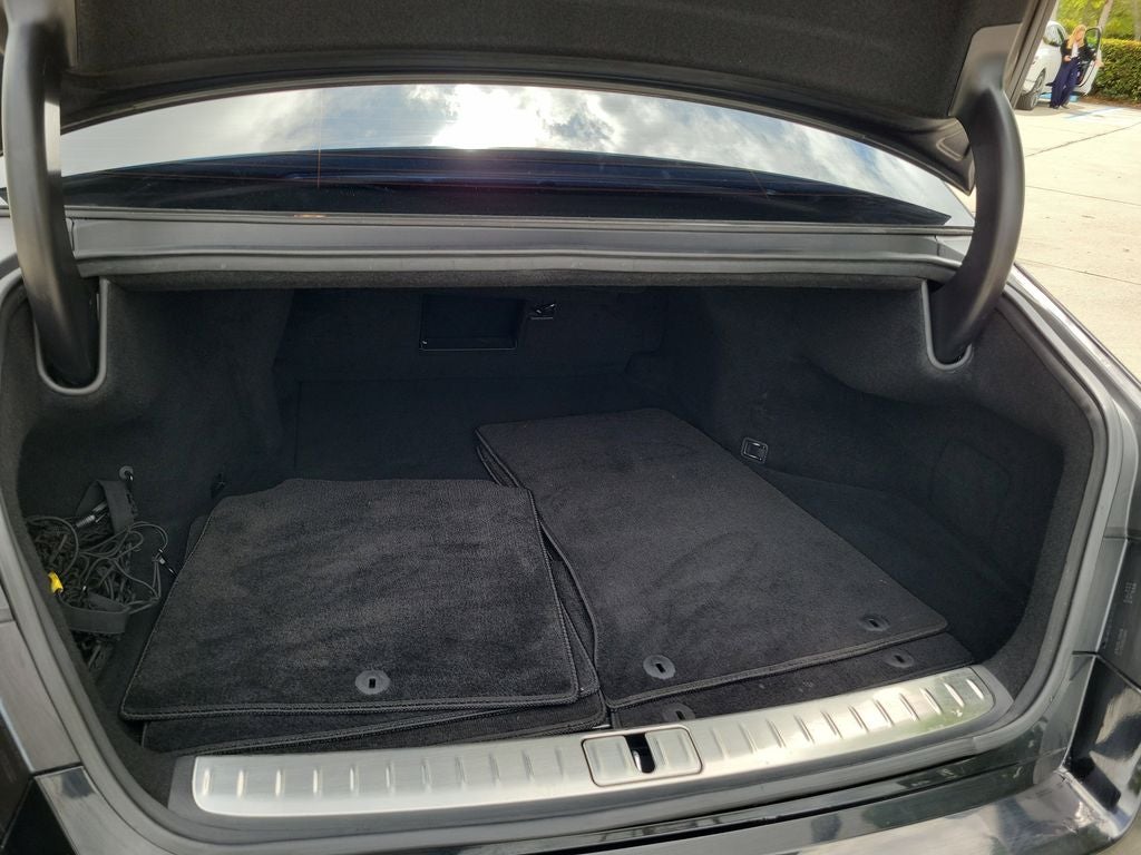 2023 Genesis G90 e-SC