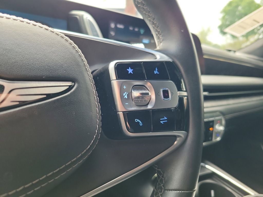 2023 Genesis G90 e-SC