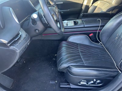 2023 Genesis G90 e-SC