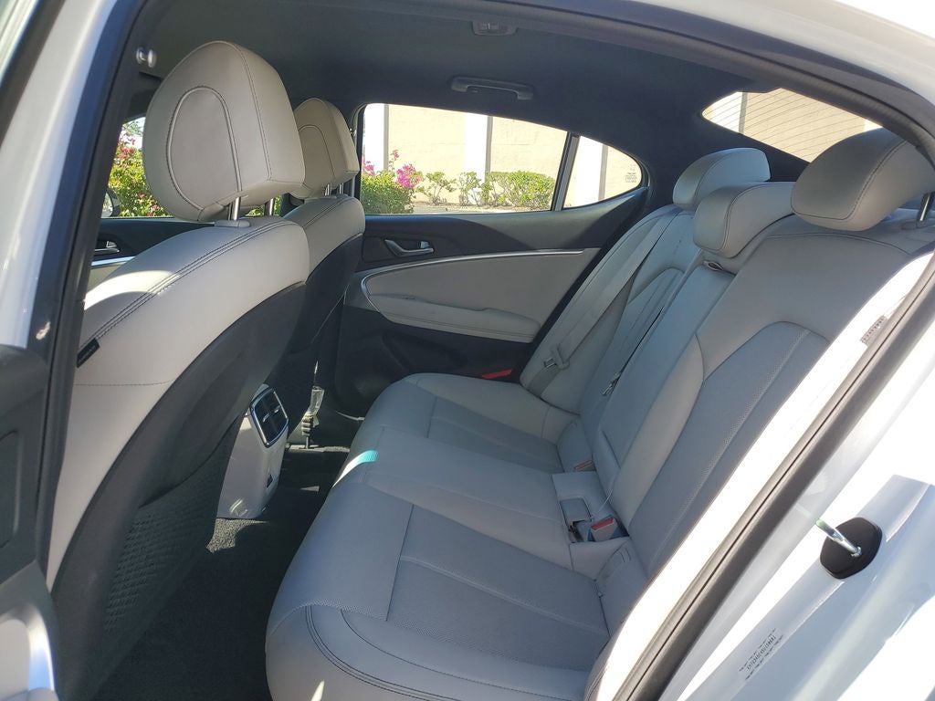 2025 Genesis G70 2.5T Certified