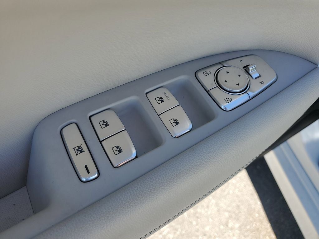 2025 Genesis G70 2.5T Certified