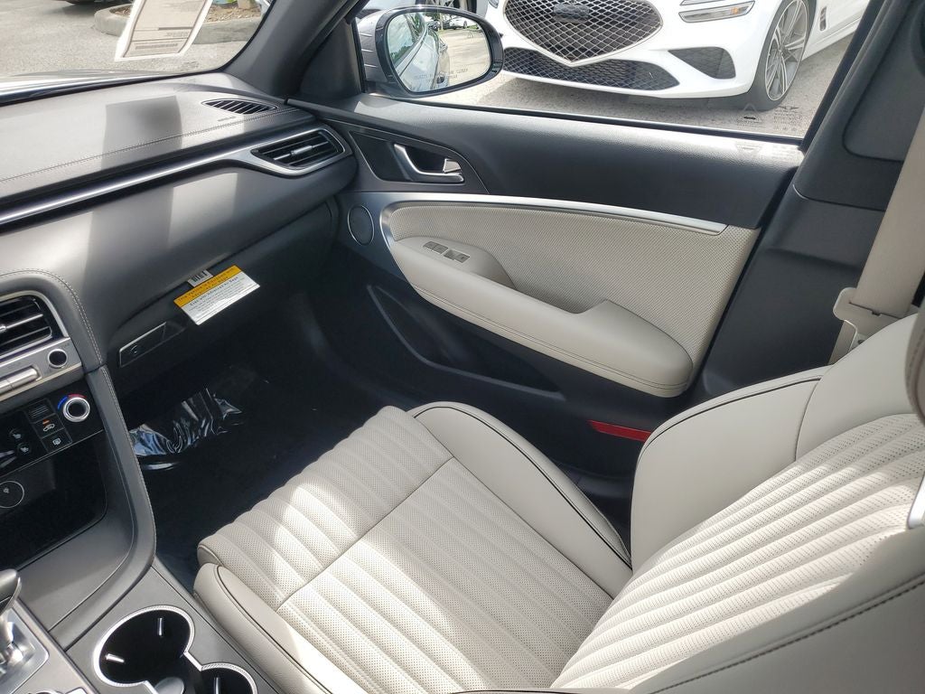 2025 Genesis G70 2.5T LIKE NEW CERTIFIED