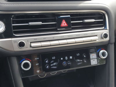 2025 Genesis G70 2.5T LIKE NEW CERTIFIED