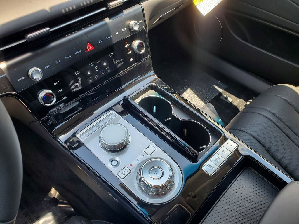 2025 Genesis G80 2.5T