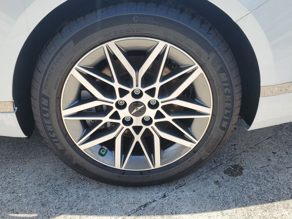 2025 Genesis G80 2.5T