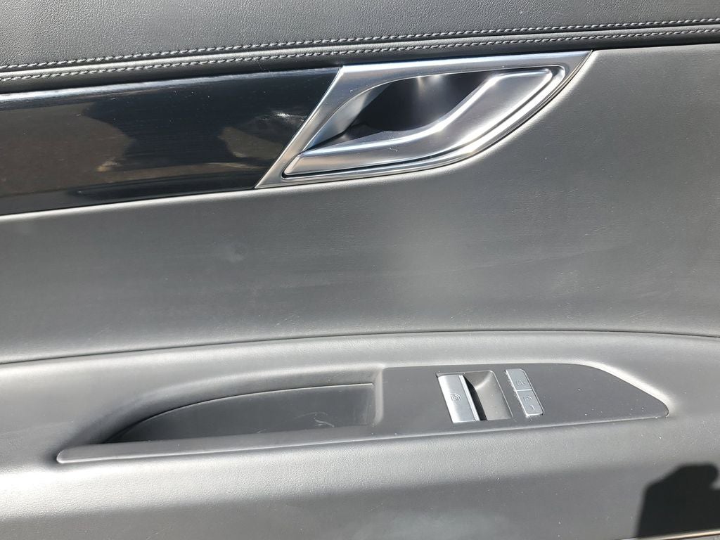 2022 Genesis GV80 2.5T (A8)