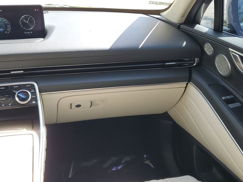 2024 Genesis GV80 3.5T Prestige LOW MILES