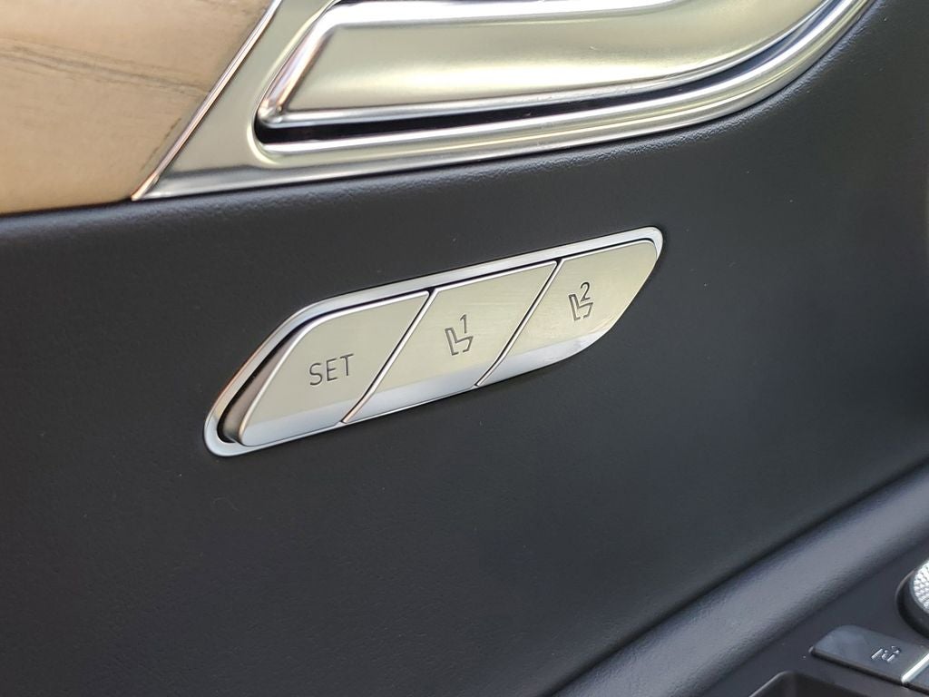 2024 Genesis GV80 3.5T Prestige LOW MILES