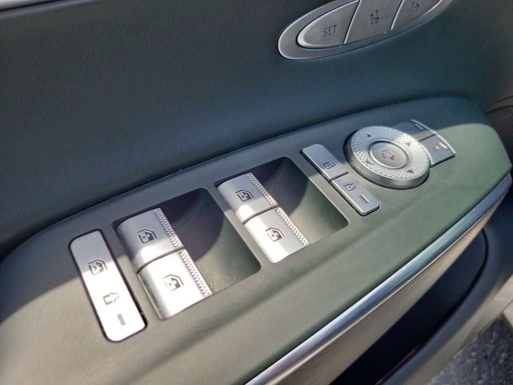 2023 Genesis GV70 2.5T Advanced
