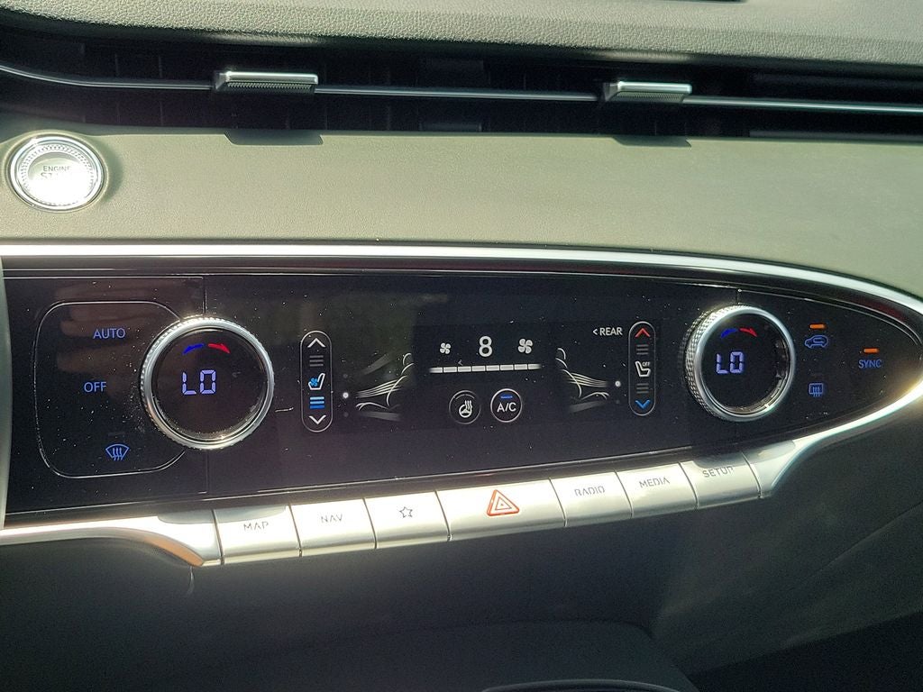 2023 Genesis GV70 2.5T Advanced