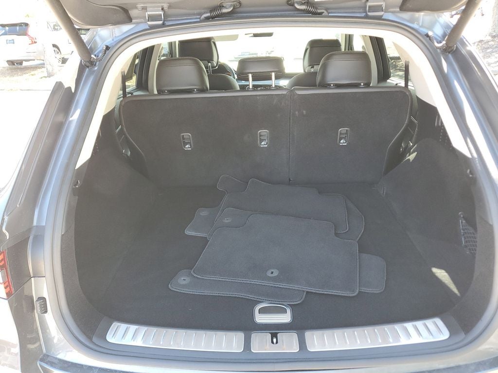 2022 Genesis GV70 2.5T