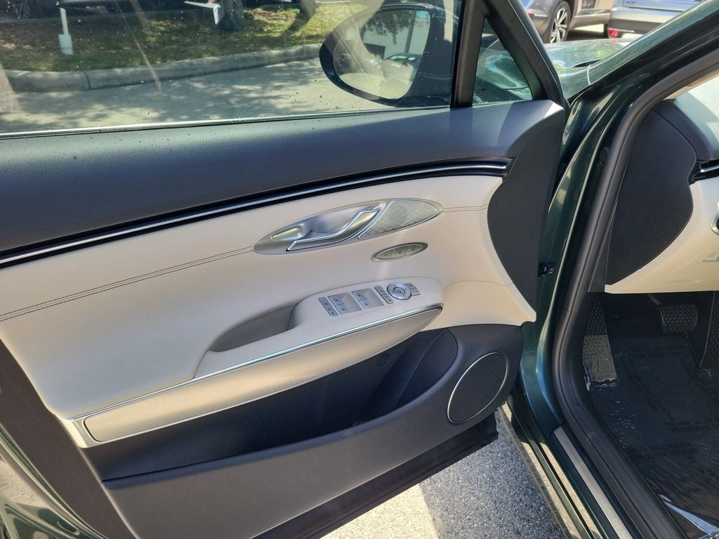 2023 Genesis GV70 2.5T