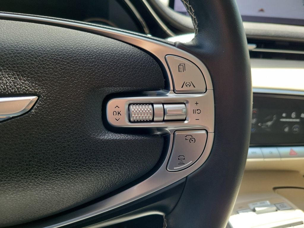 2023 Genesis GV70 2.5T