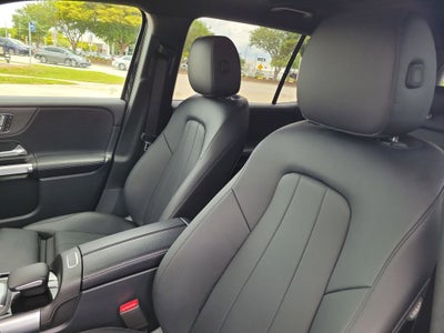 2023 Mercedes-Benz GLB 250 4MATIC®