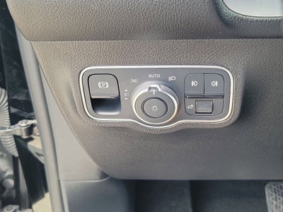 2023 Mercedes-Benz GLB 250 4MATIC®
