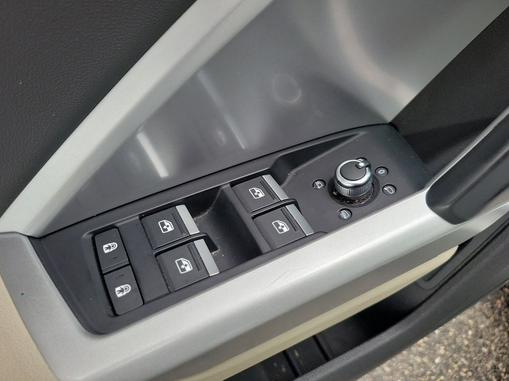 2024 Audi Q3 S line Premium