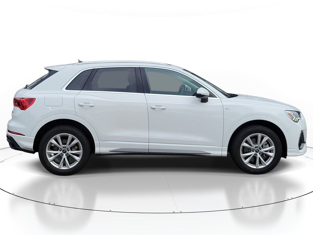 2024 Audi Q3 S line Premium