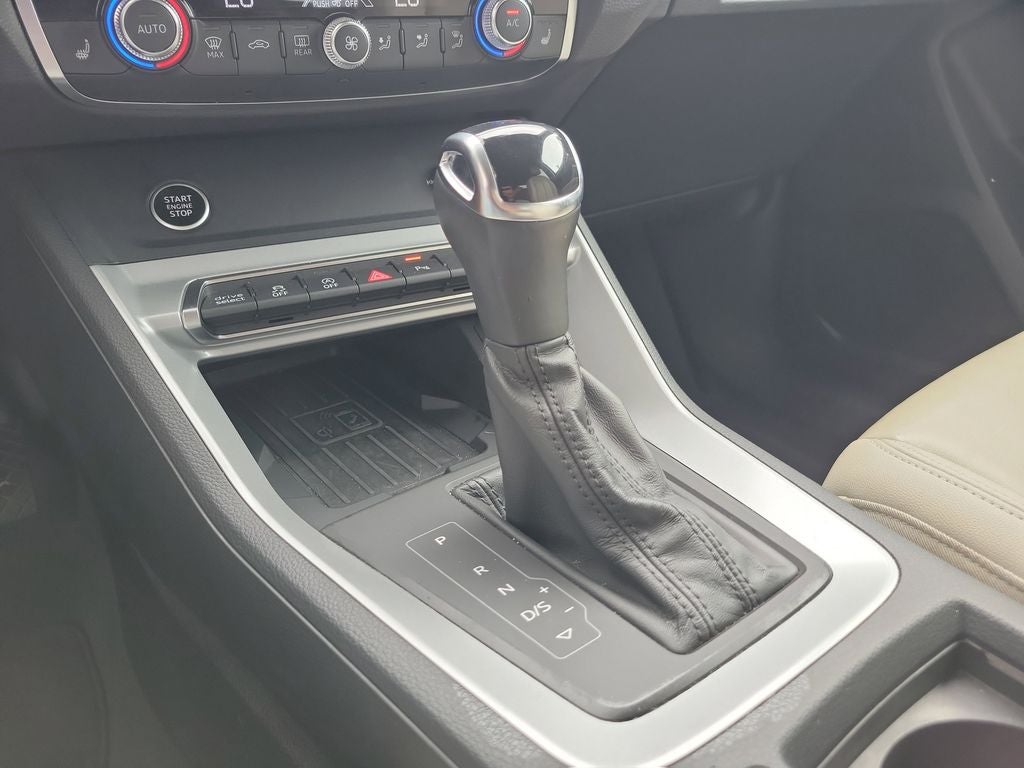 2024 Audi Q3 S line Premium