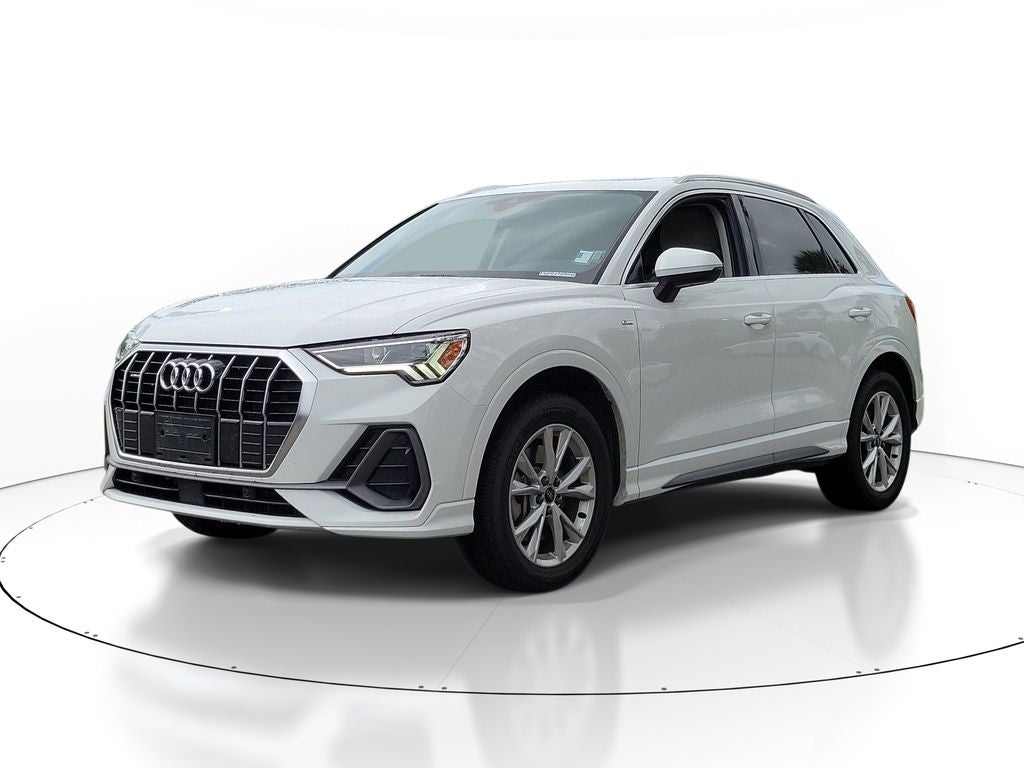 2024 Audi Q3 S line Premium