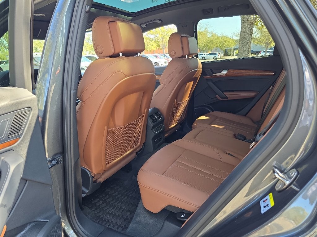 2022 Audi Q5 S line Prestige