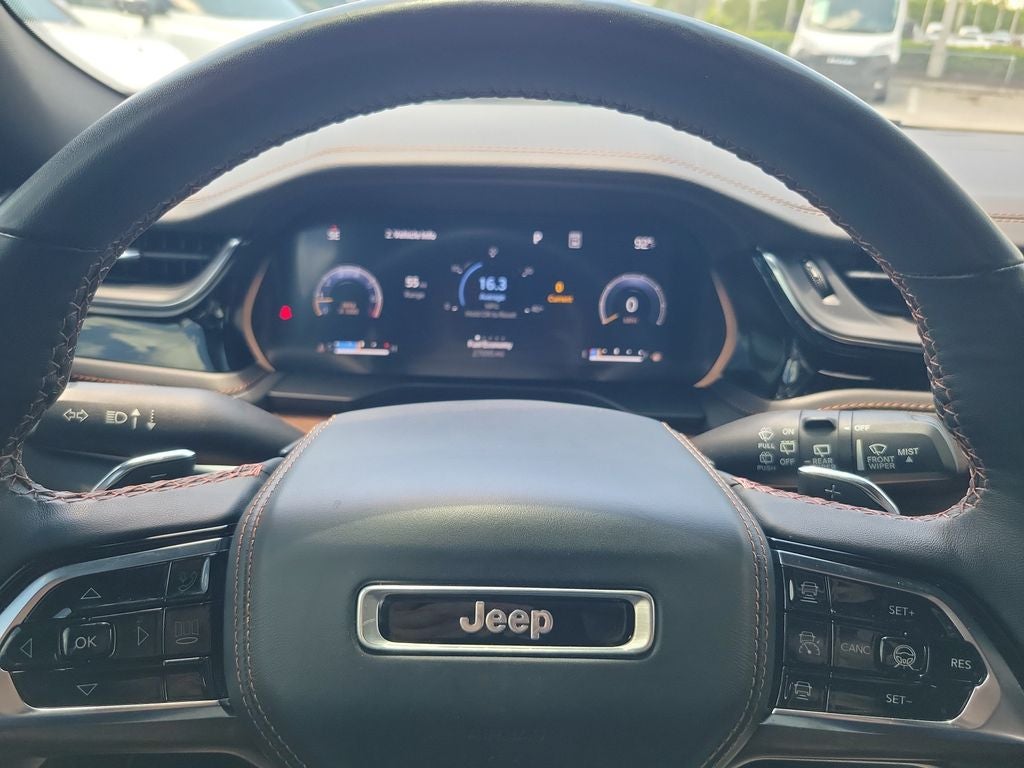 2023 Jeep Grand Cherokee Summit