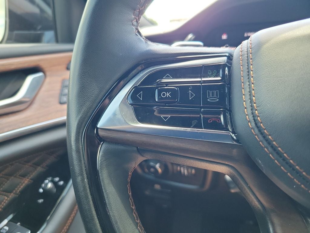 2023 Jeep Grand Cherokee Summit