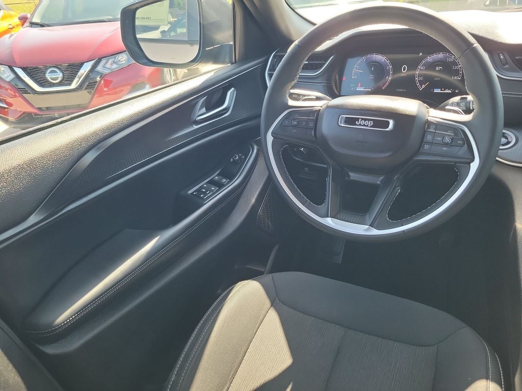 2024 Jeep Grand Cherokee L Laredo