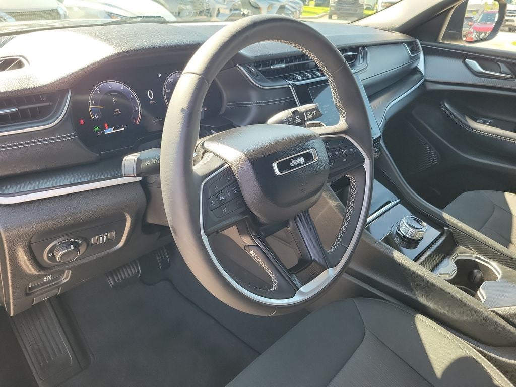 2024 Jeep Grand Cherokee L Laredo