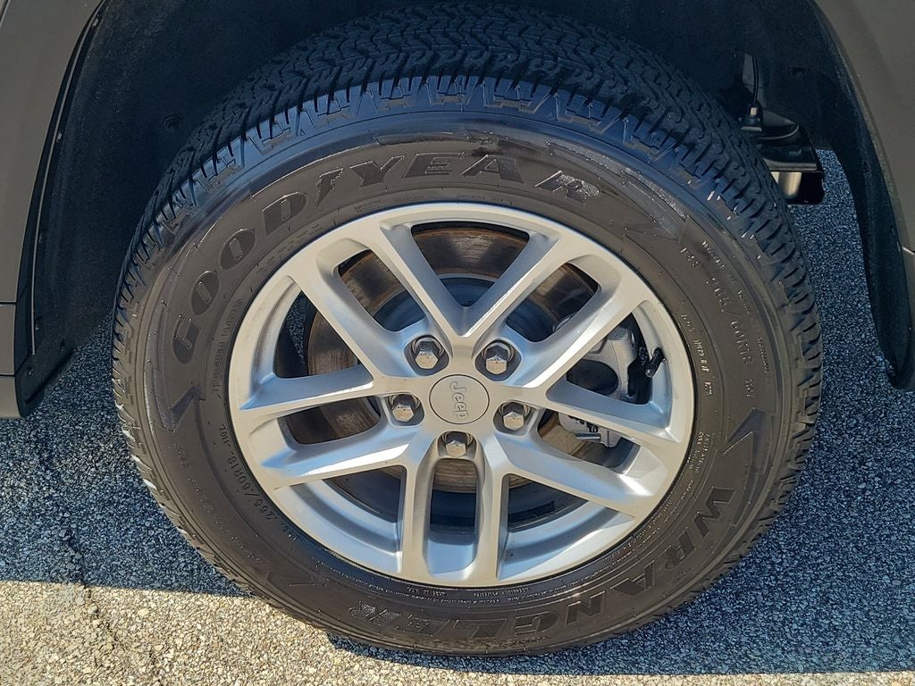 2024 Jeep Grand Cherokee L Laredo