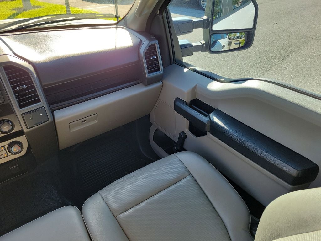 2022 Ford F-350SD XL