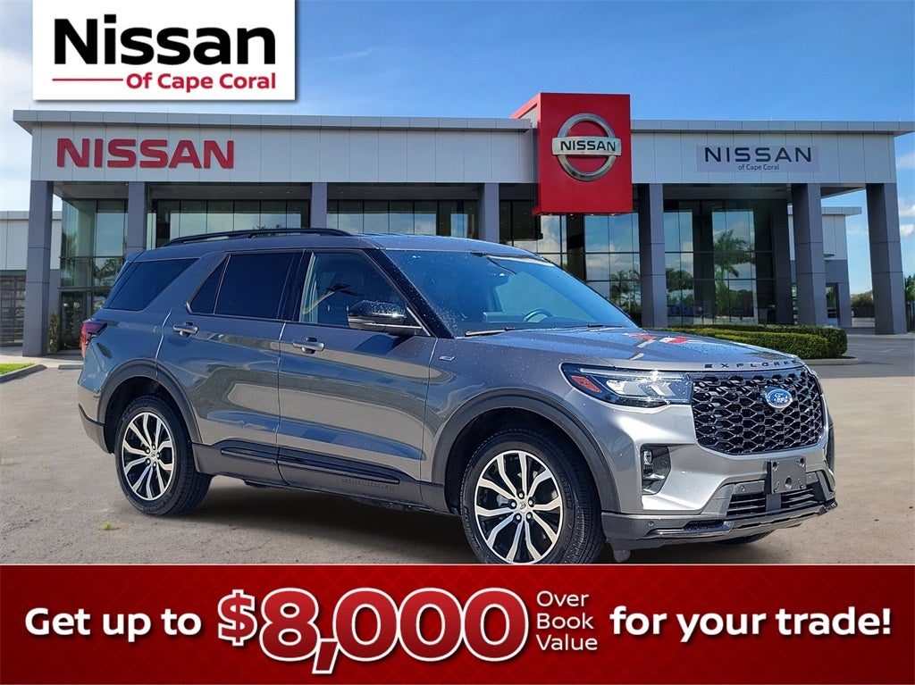 2025 Ford Explorer ST-Line