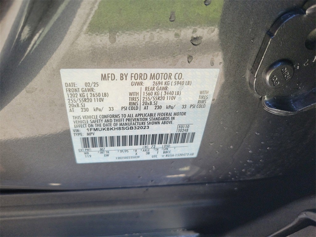 2025 Ford Explorer ST-Line