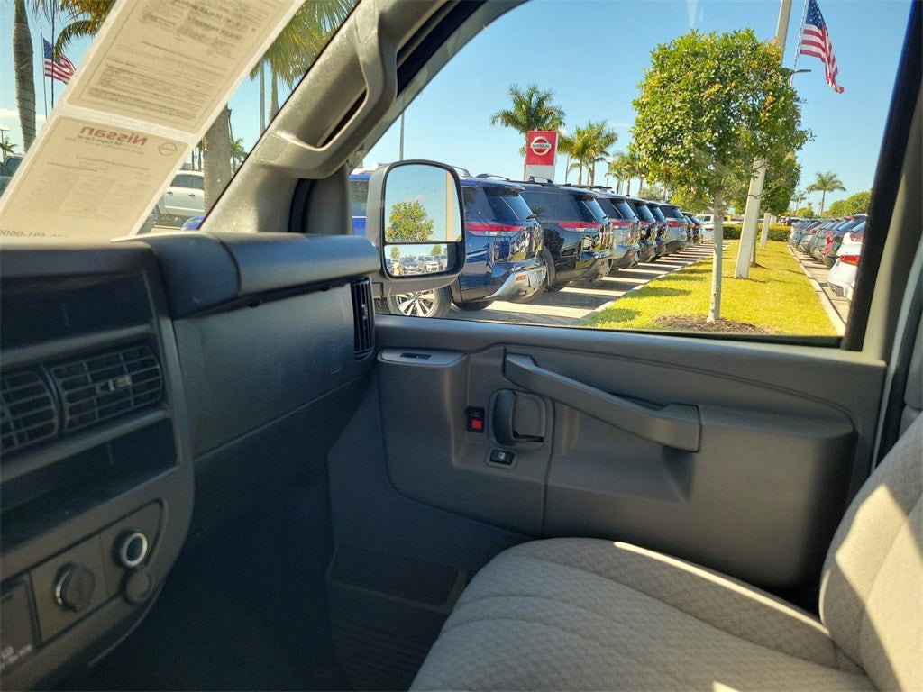 2019 Chevrolet Express 3500 LT Passenger