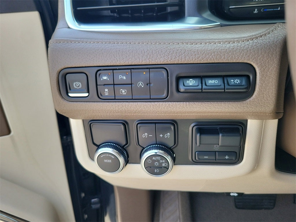 2023 GMC Yukon Denali