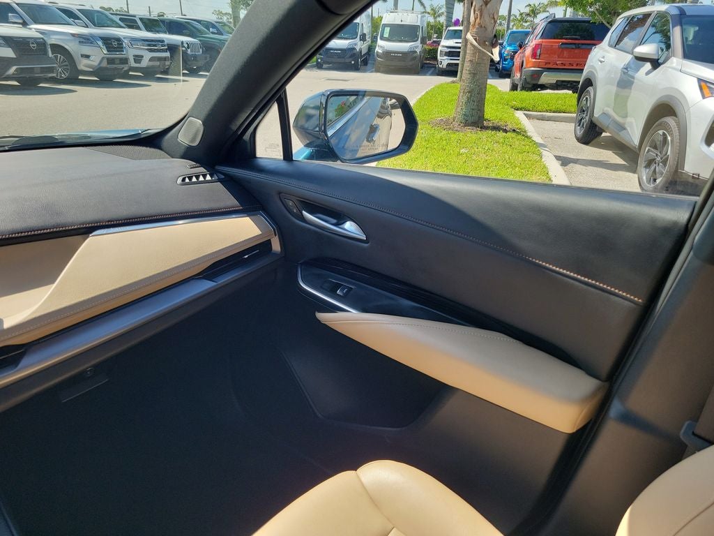 2024 Cadillac XT4 Luxury