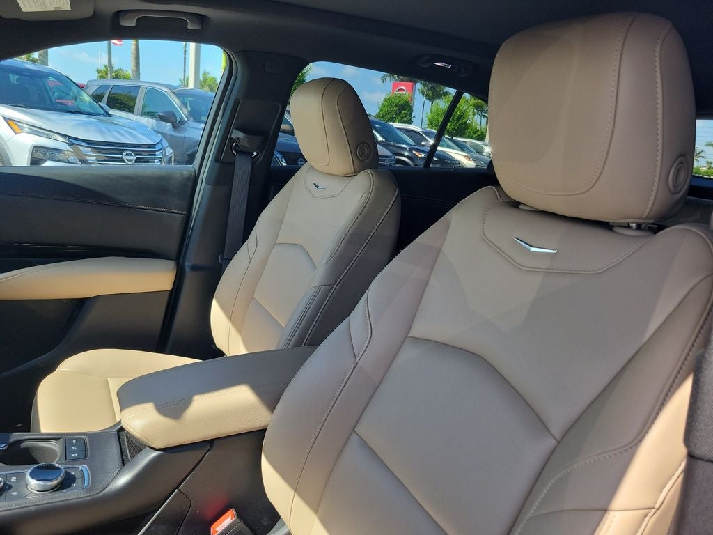 2024 Cadillac XT4 Luxury