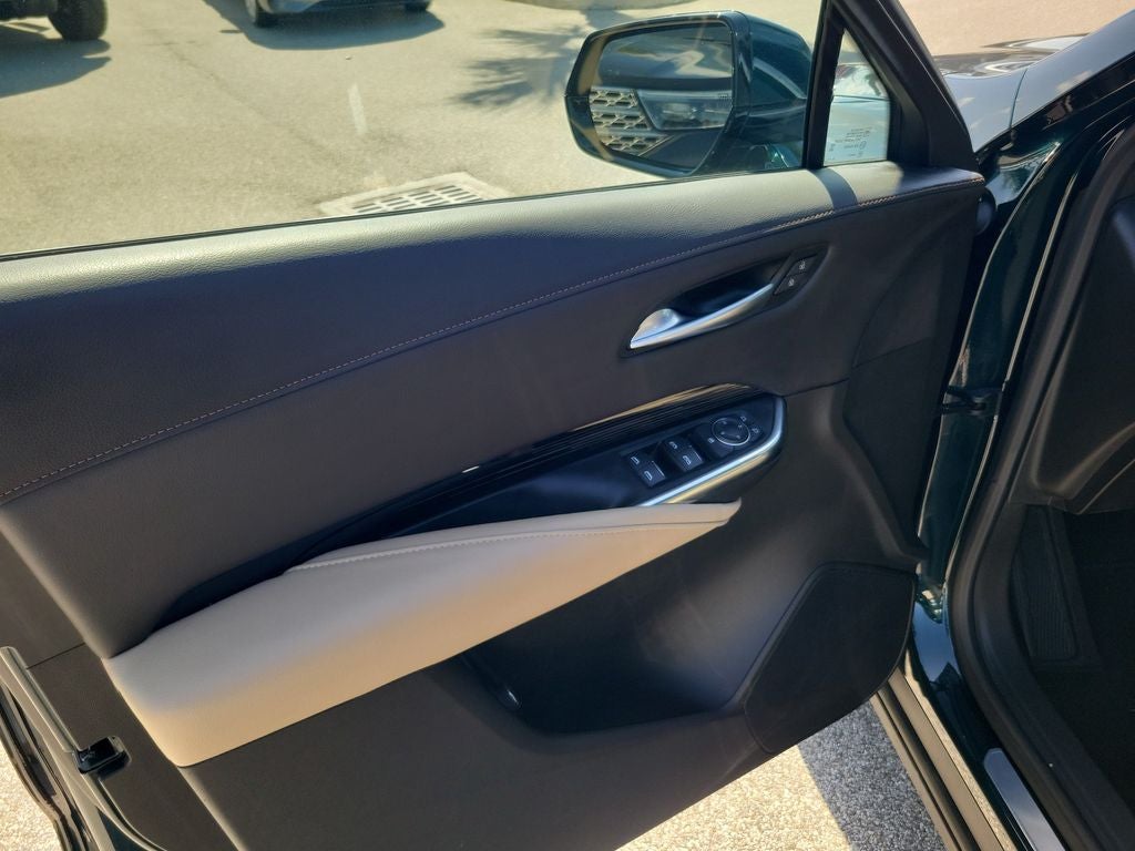 2024 Cadillac XT4 Luxury