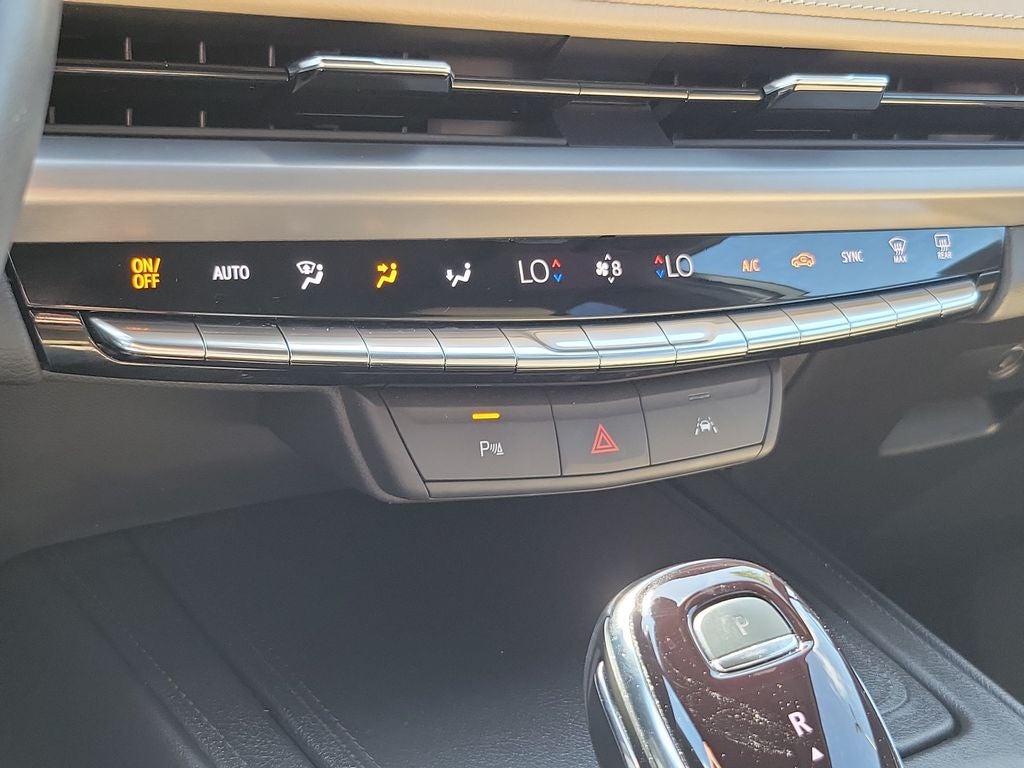 2024 Cadillac XT4 Luxury