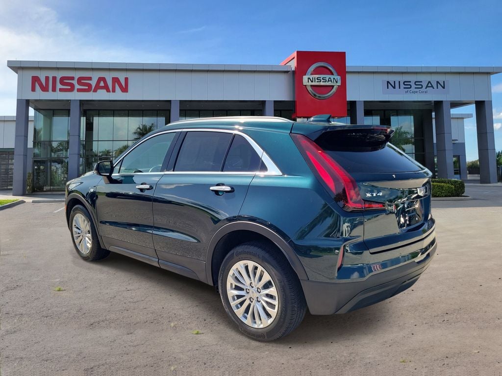 2024 Cadillac XT4 Luxury