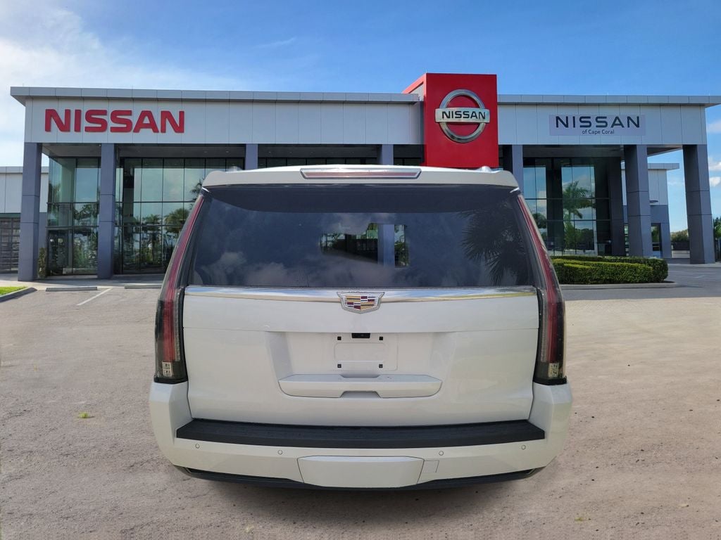 2020 Cadillac Escalade Luxury