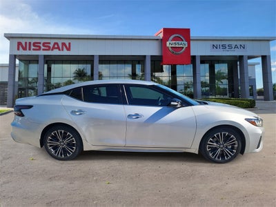 2021 Nissan Maxima SV