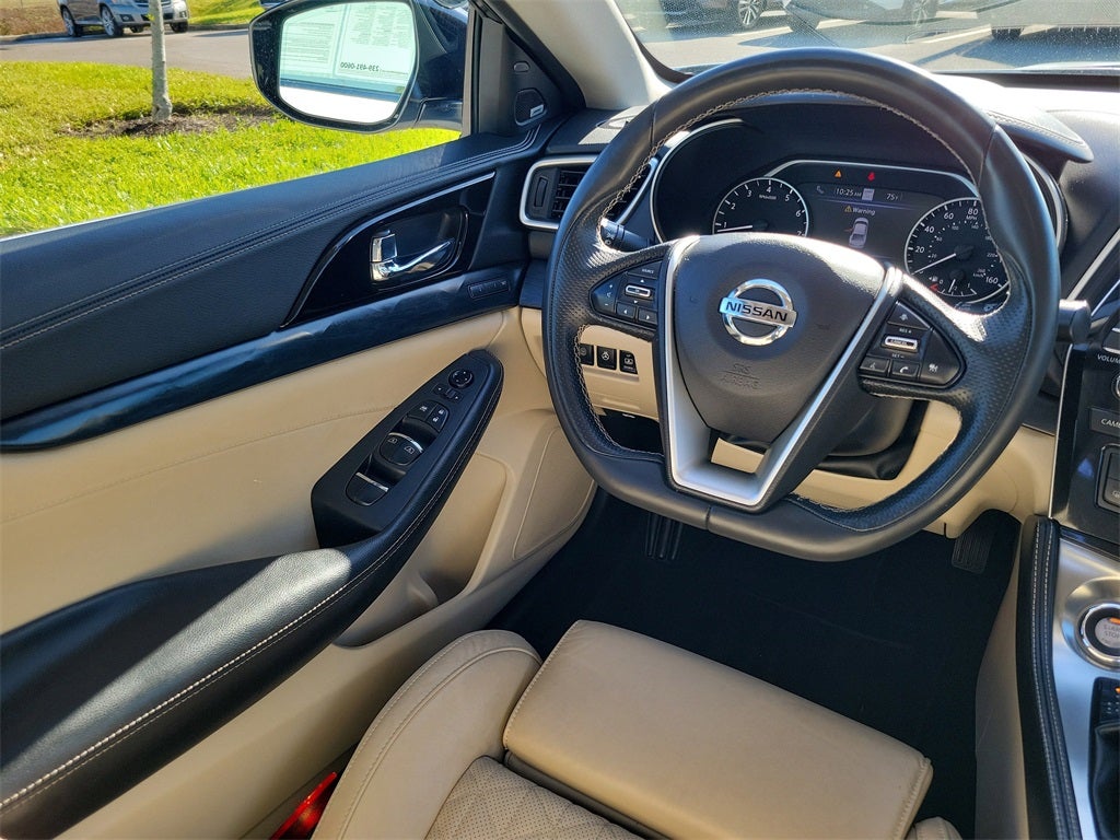 2022 Nissan Maxima Platinum