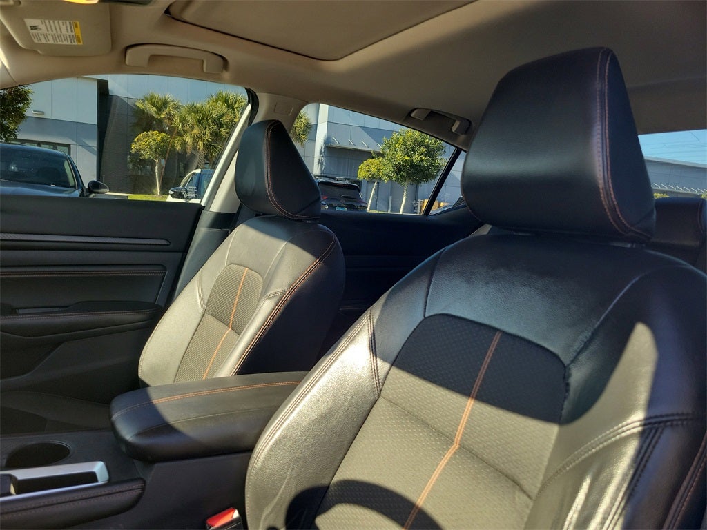 2022 Nissan Altima 2.5 SR