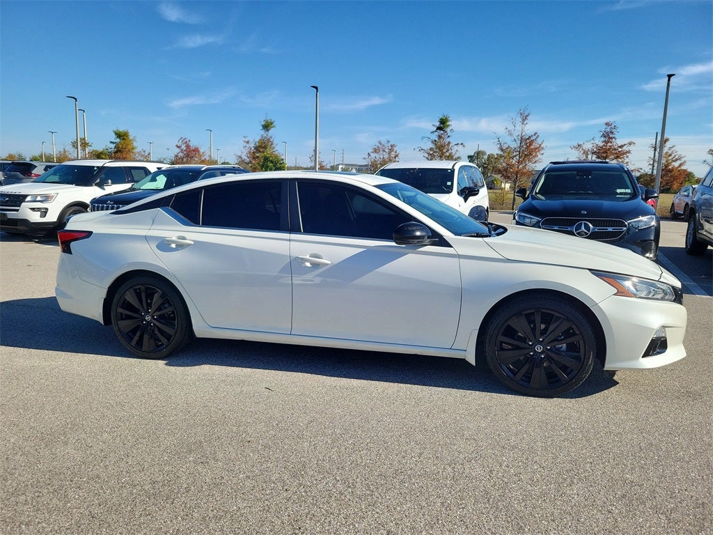 2022 Nissan Altima 2.5 SR