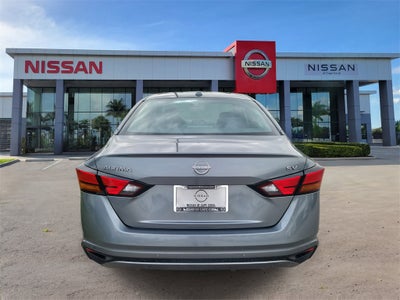 2023 Nissan Altima 2.5 SV
