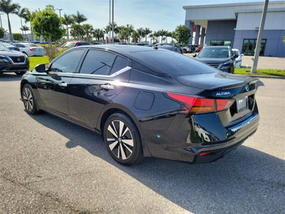 2022 Nissan Altima 2.5 SL