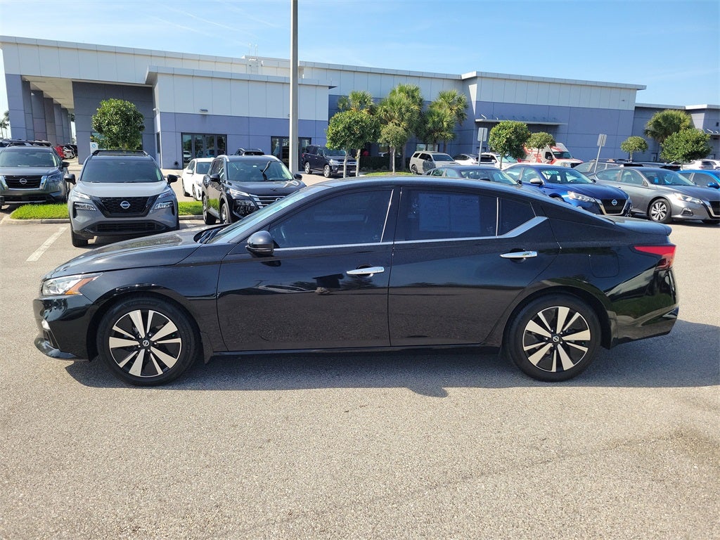 2022 Nissan Altima 2.5 SL