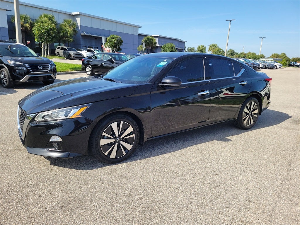 2022 Nissan Altima 2.5 SL